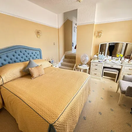 Hotel Riviera-3