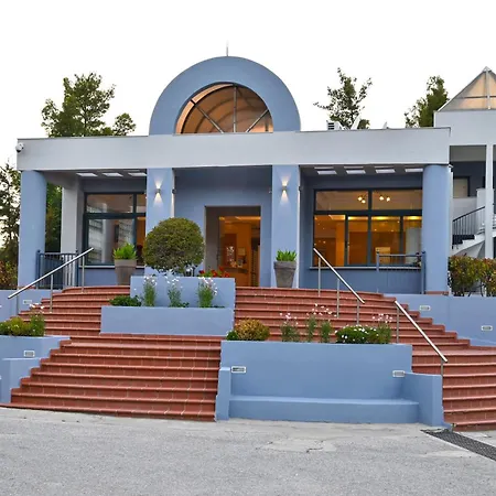 Atrium Hotel-2