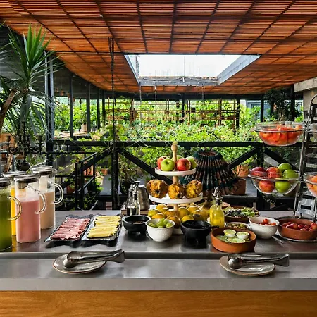 The Art Hotel El Poblado Medellín By Key 33-2