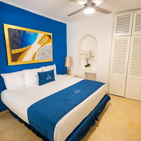 Blue Chairs Beachfront Resort Puerto Vallarta - Adults Only-3