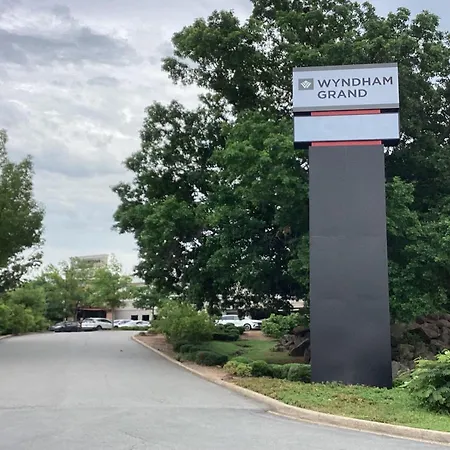 Wyndham Grand Executive Center Little Rock Airport-2