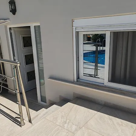 Angelica Studios&Apartments-3