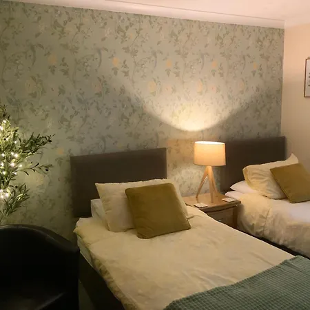 Cairnryan Bed And Breakfast-3