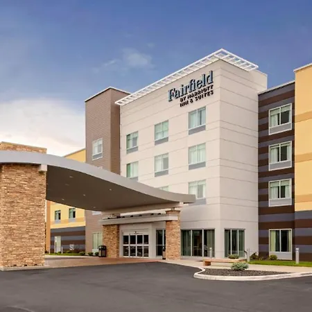 Fairfield By Marriott Port Clinton Waterfront-3