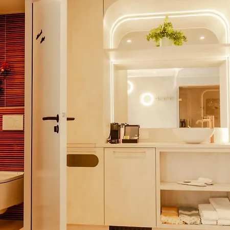 Boutique Hotel Charley'S-2
