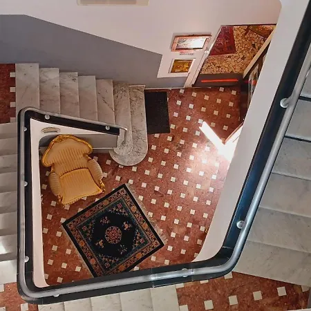 Hotel Pensione Moderna-2