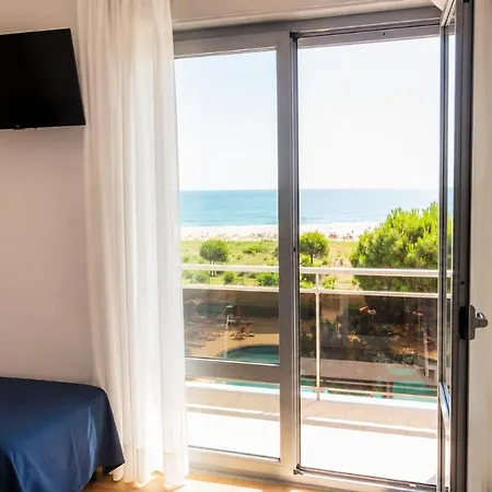 Hotel Bertha Fronte Mare-3