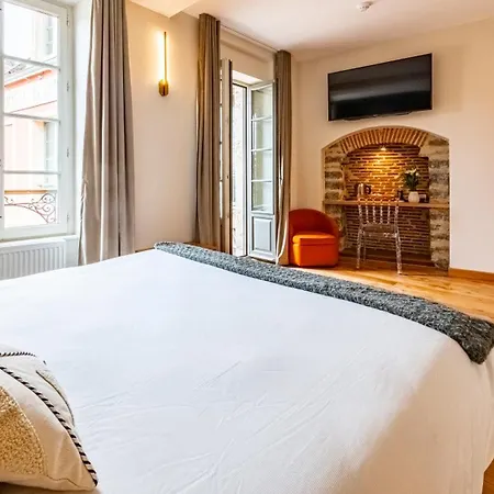 Hotel Relais De La Cote D'or-3