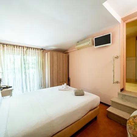 Hotel Serenella-2