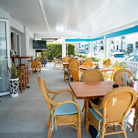 Coral Beach House & Food (Adults Only)-2