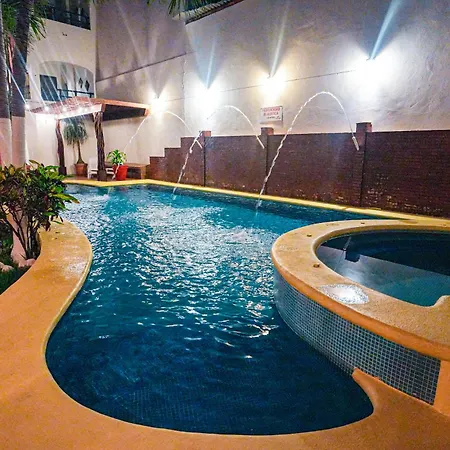 Hotel y Suites Los Encantos-2