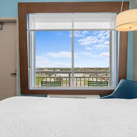 Holiday Inn Express & Suites - Galveston Beach By Ihg-2