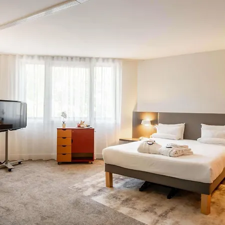 Novotel Suites Cannes Centre-3