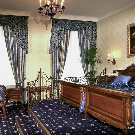 Grand Hotel London-2
