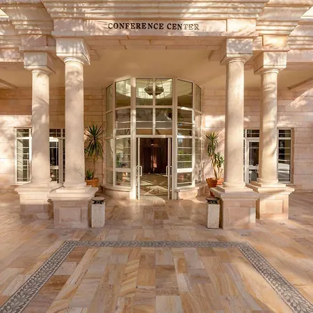 Moevenpick Resort & Residences Aqaba-2