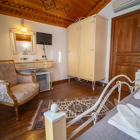 Hotel Des Etrangers - Special Category-2