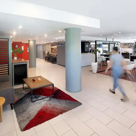 Ibis Newcastle-2