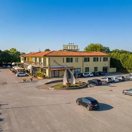 Gran Delta River & Nature Hotel-2