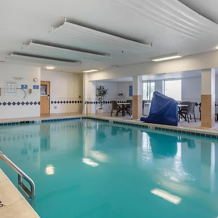 Comfort Inn Charlotte-3