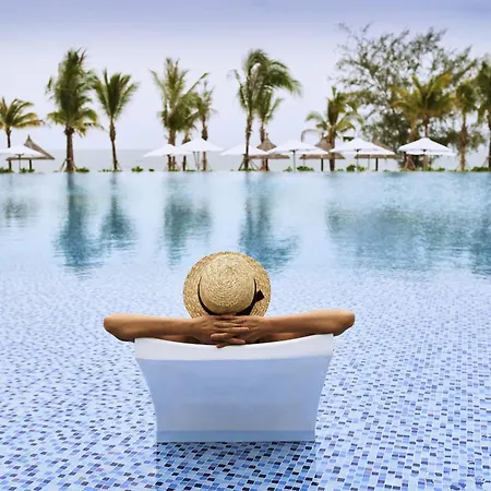 Moevenpick Resort Waverly Phu Quoc-3