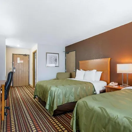 Quality Inn Kearney-2