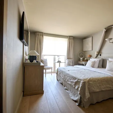 Lebeaubylivingroom Hotel-2