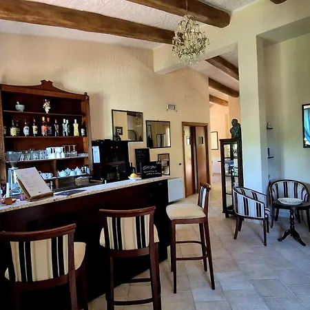 Is Benas Country Lodge-2