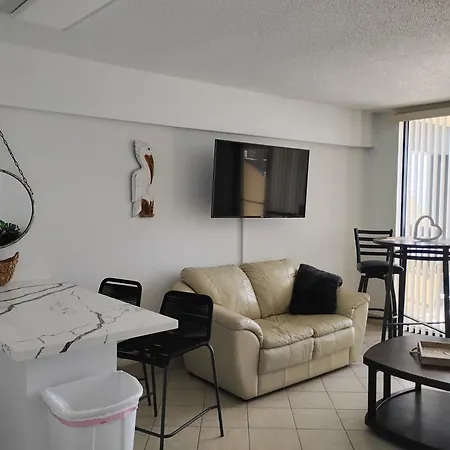 Daytona Beach Hawaiian Inn-2