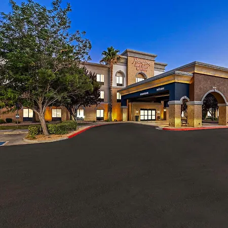 Hampton Inn & Suites Lancaster-3