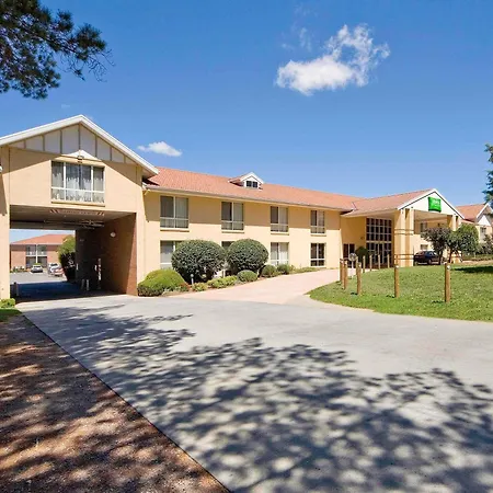 Ibis Styles Canberra-3