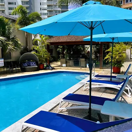 Burleigh Palms Holiday Apartments-2