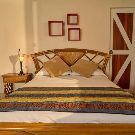 Mucura Club Hotel-2