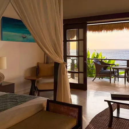 The Point Resort Lembongan-3