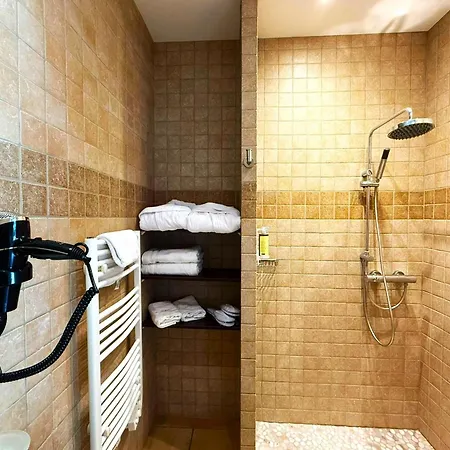 Hôtel de La Fossette-3