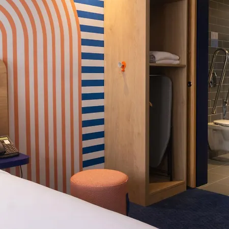 Holiday Inn Express&Suites Lisbon - Príncipe Real by IHG-3
