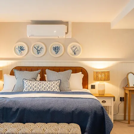St Brides Spa Hotel & Village Apartments-3