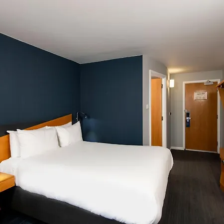 Holiday Inn Express Hamilton By Ihg-3