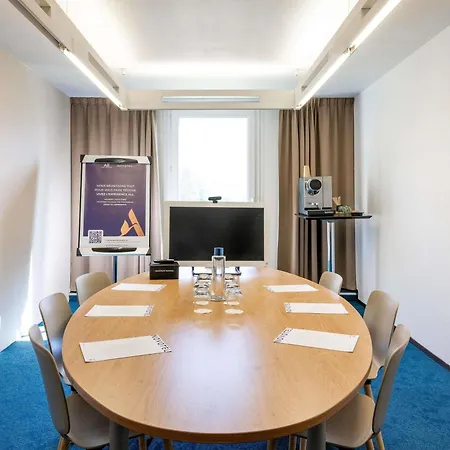 Novotel Grenoble Nord Voreppe-2