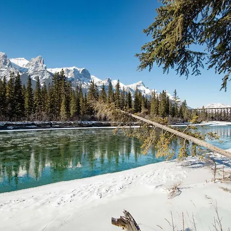 Coast Canmore Hotel & Conference Centre-2