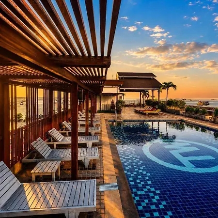 Baywalk Residence Pattaya-2