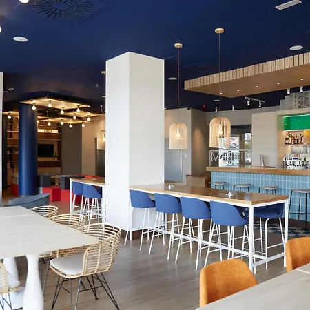Ibis Elche-3