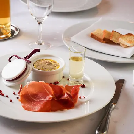 Logis Hotel&Restaurant Bergeret Sport-3