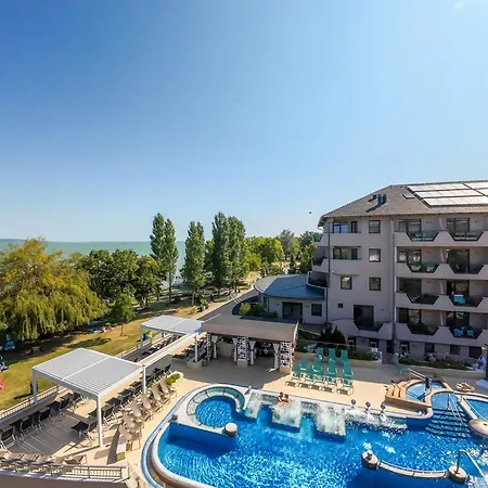 Hotel Wellamarin-3