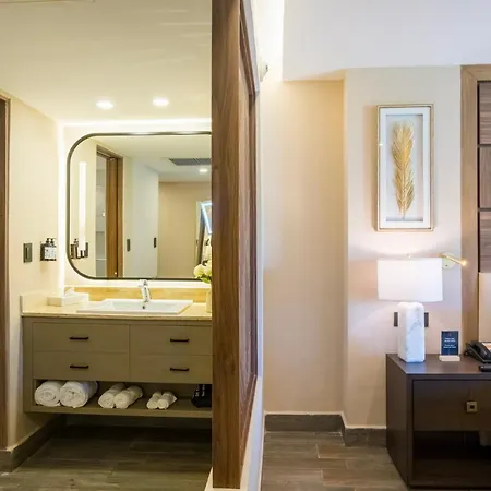 voco Hermosillo by IHG-2