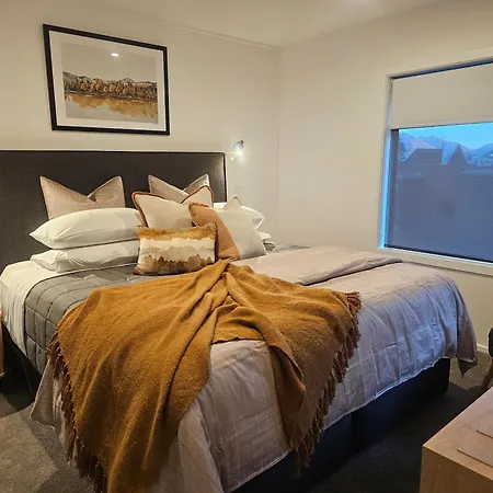 St James Apartments-2