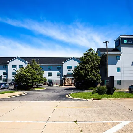 Mainstay Suites Chicago Hillside-3