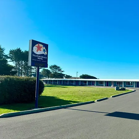 Tillicum Beach Motel - Formerly Deane'S Oceanfront Lodge-2