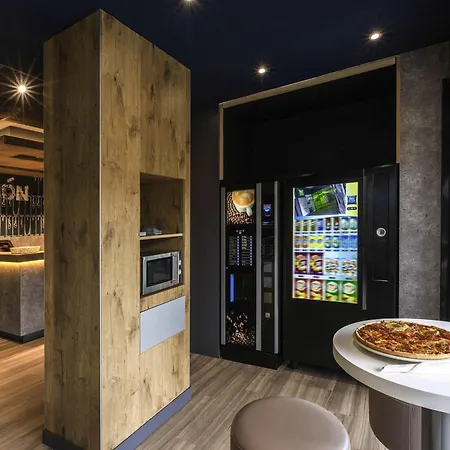 Ibis Budget Valencia Alcasser-3