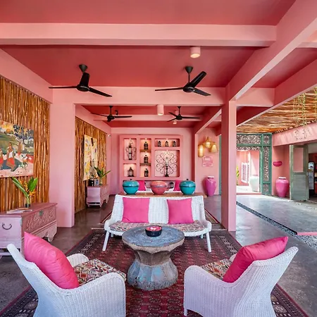 Pinkcoco Gili Trawangan - Constant Surprises - For Cool Adults Only-3
