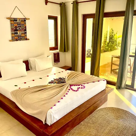 Aluna Beach Apartments-2